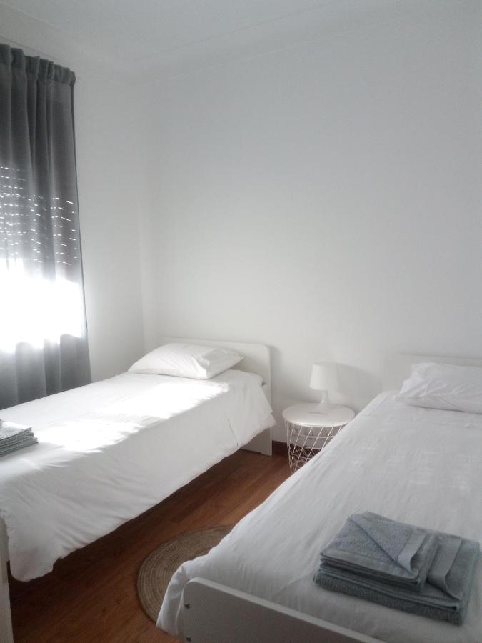Buddies Family Room Авейру Экстерьер фото